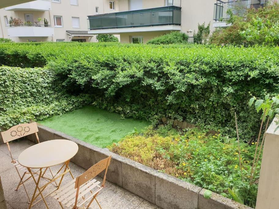 Appartamento 62 M2 Rez De Jardin, Terrasse , 6 Lits Et Parking Annecy Esterno foto